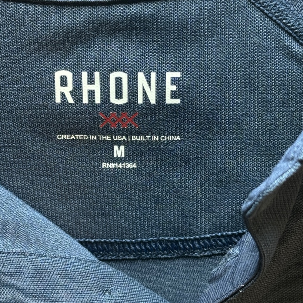 Rhone Delta Pique Polo Shirt Men’s Size Medium Navy Blue Short Sleeve Golf - Picture 7 of 12